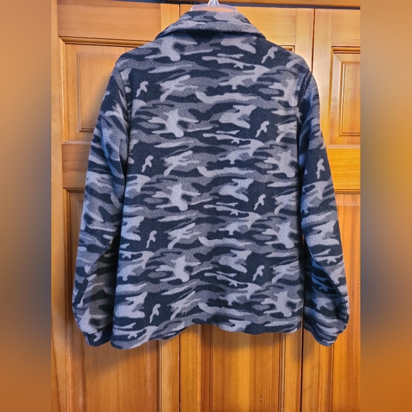 Columbia Fleece Jacket - Picture 2 of 2